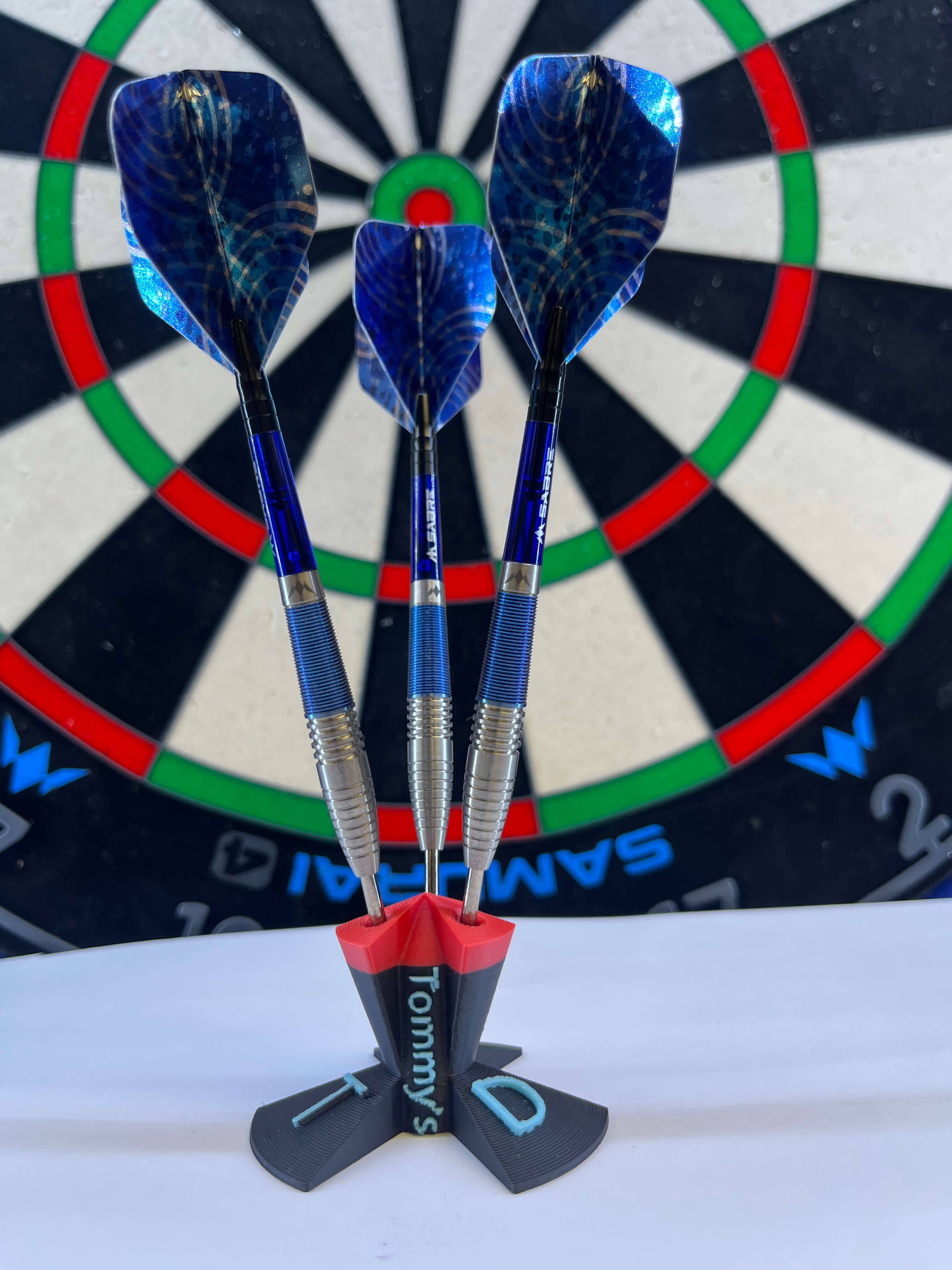 second-hand-darts-Mission-Archie-Selfs